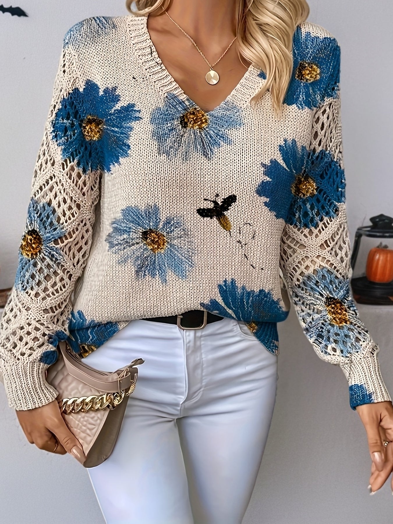 Aubrey | Cozy Bloom Crochet-Sleeve Sweater